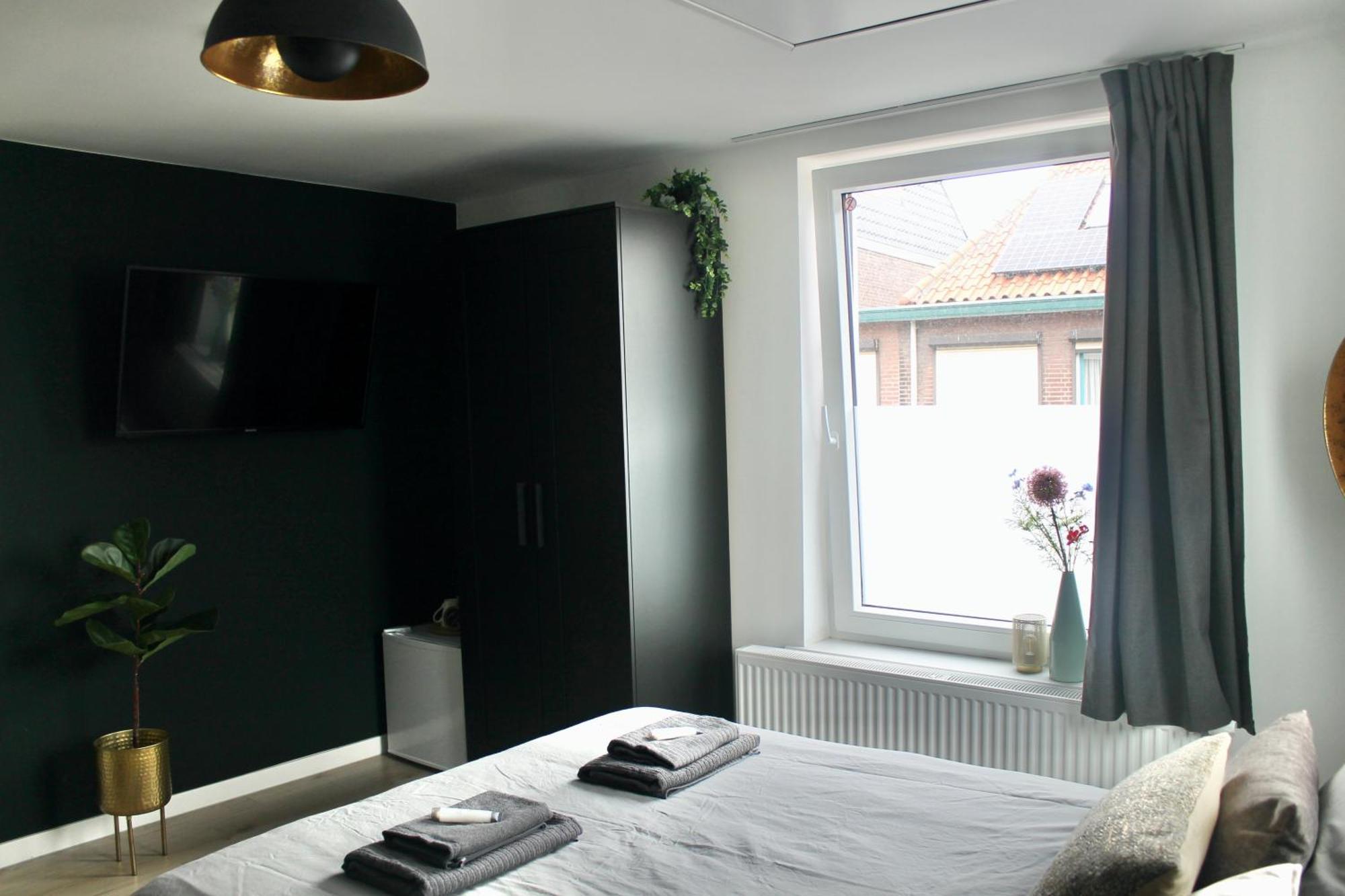 B&K Urban City Suites Tilburg Exterior photo